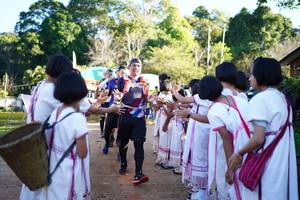 BIB: 
                            <button type="button" onclick="openModal(18989979)" class="btn btn-primary btn-sm float-right btn-popup" data-toggle="modal" data-target=".modal-high-quality">
                        <i class="fas fa-shopping-cart"></i> Add to Cart
                    </button>
                                            <button type="button" onclick="isThisMe(18989979, true)" class="btn btn-success btn-sm float-right btn-popup btn-isme hidden" data-toggle="tooltip" data-placement="bottom" title="นี่คือรูปของคุณใช่ไหม คลิกที่นี่เพื่อเอาเข้าอัลบั้ม">
                        <i class="fas fa-plus"></i> Add to album
                    </button>
                    <button type="button" onclick="isThisMe(18989979, false)" class="btn btn-warning btn-sm float-right btn-popup btn-isnotme hidden">
                        <i class="fas fa-ban"></i> Remove from album
                    </button>